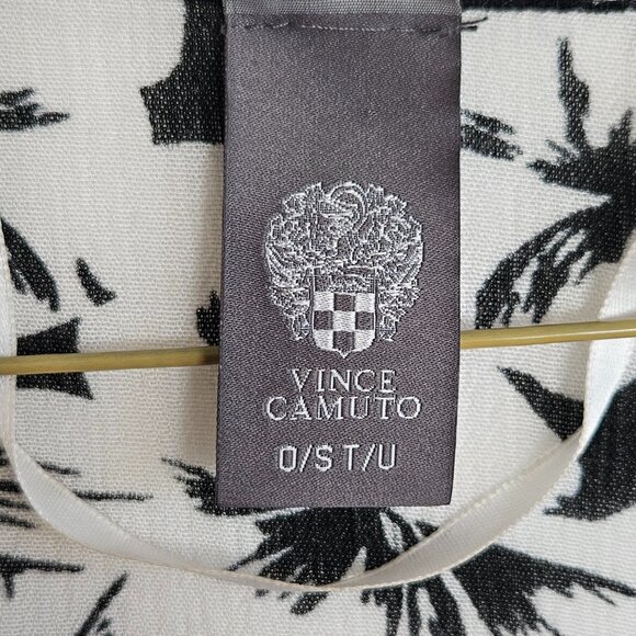 Vince Camuto Monochrome Floral Kimono Cover up OS, Free Shipping - Picture 3 of 4